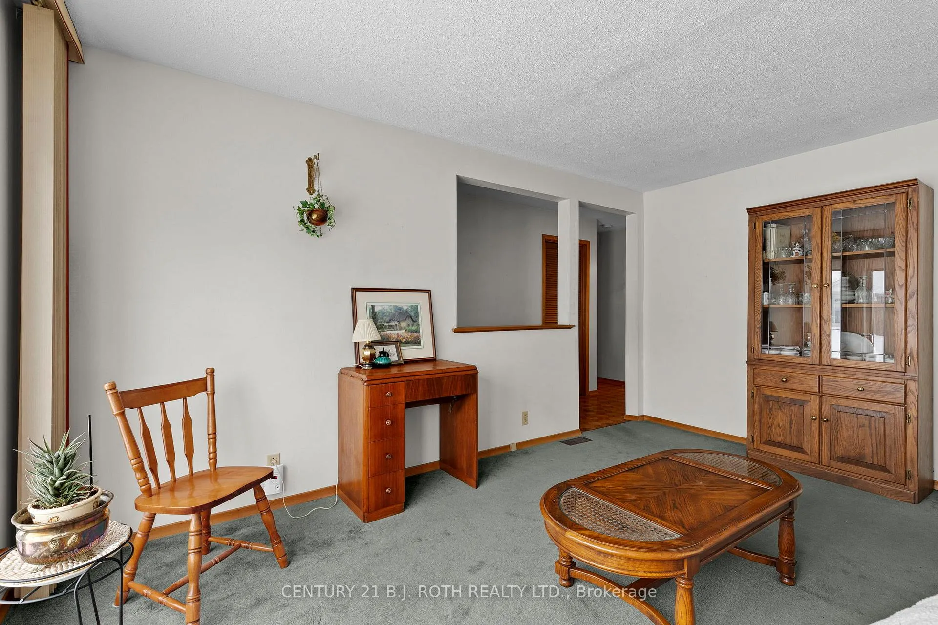 Photo 6 of 28 Adelaide Street, Barrie, Allandale — HOMEH