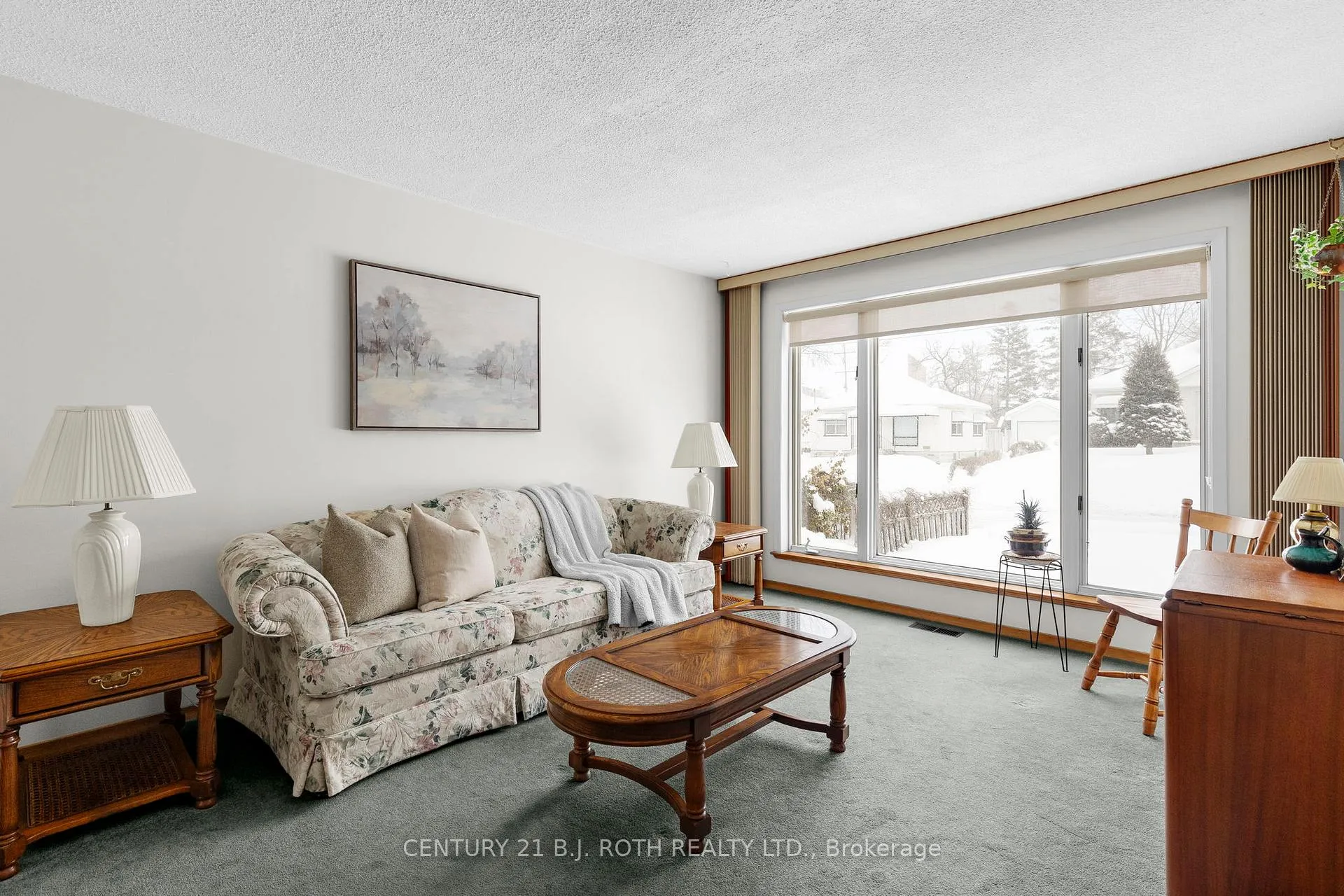 Photo 7 of 28 Adelaide Street, Barrie, Allandale — HOMEH