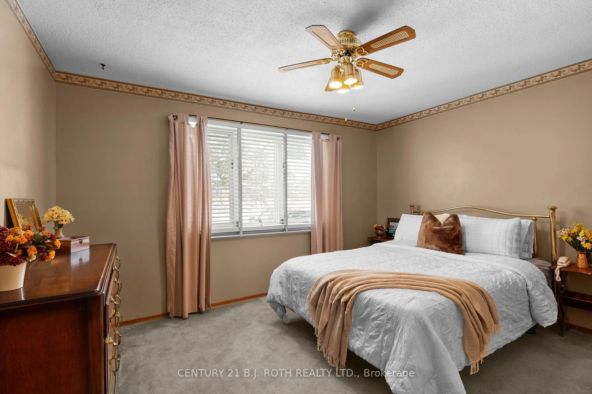 Photo 14 of 28 Adelaide Street, Barrie, Allandale — HOMEH