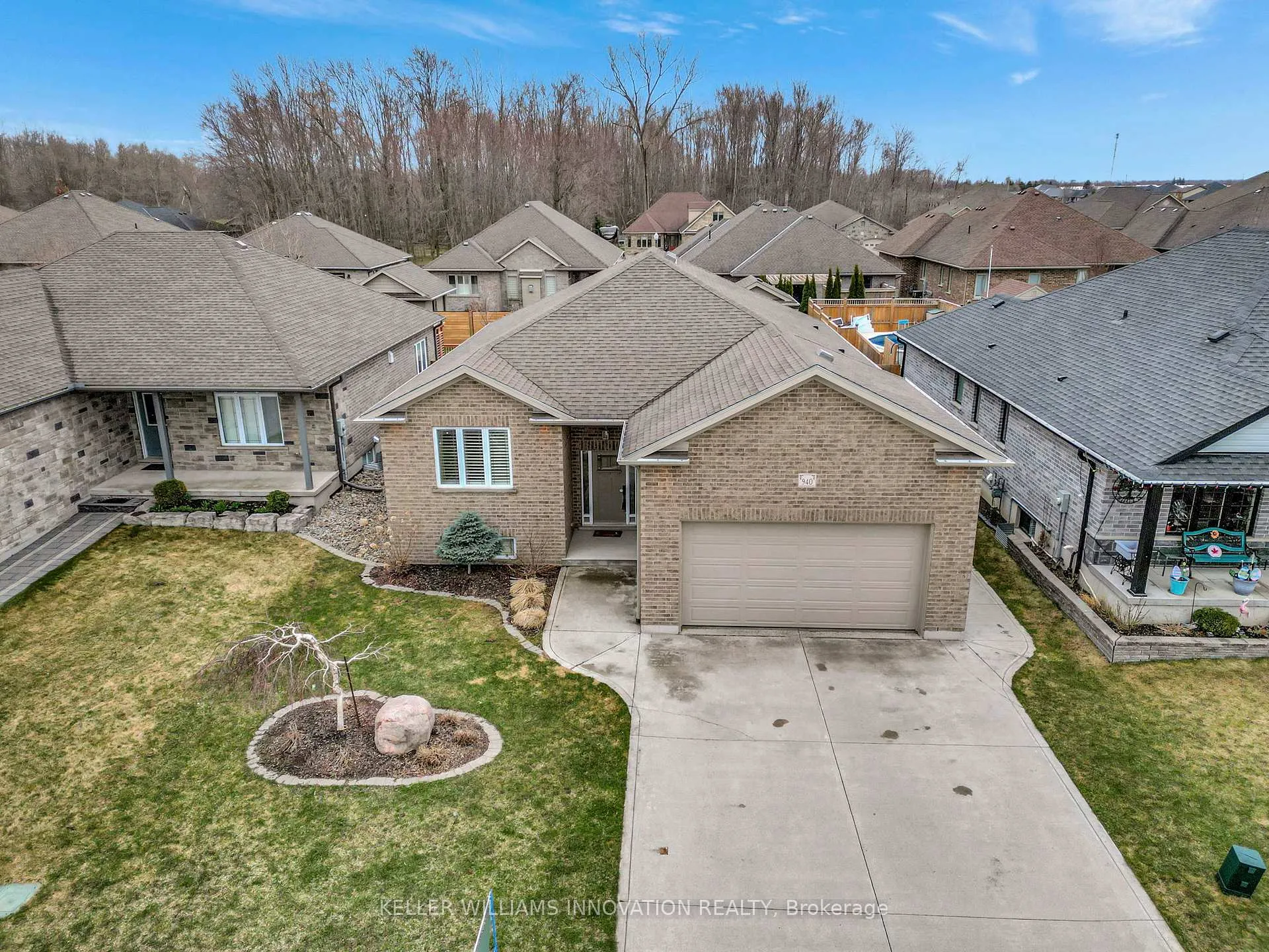 Photo 1 of 940 Reserve Avenue S, North Perth, Listowel — HOMEH