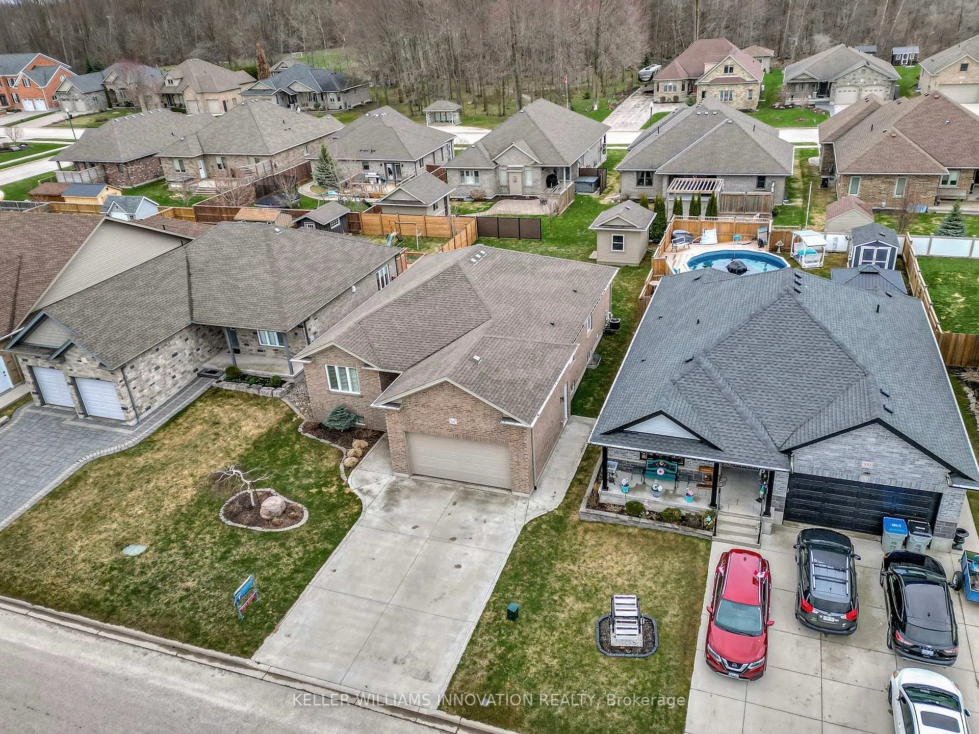 Photo 2 of 940 Reserve Avenue S, North Perth, Listowel — HOMEH