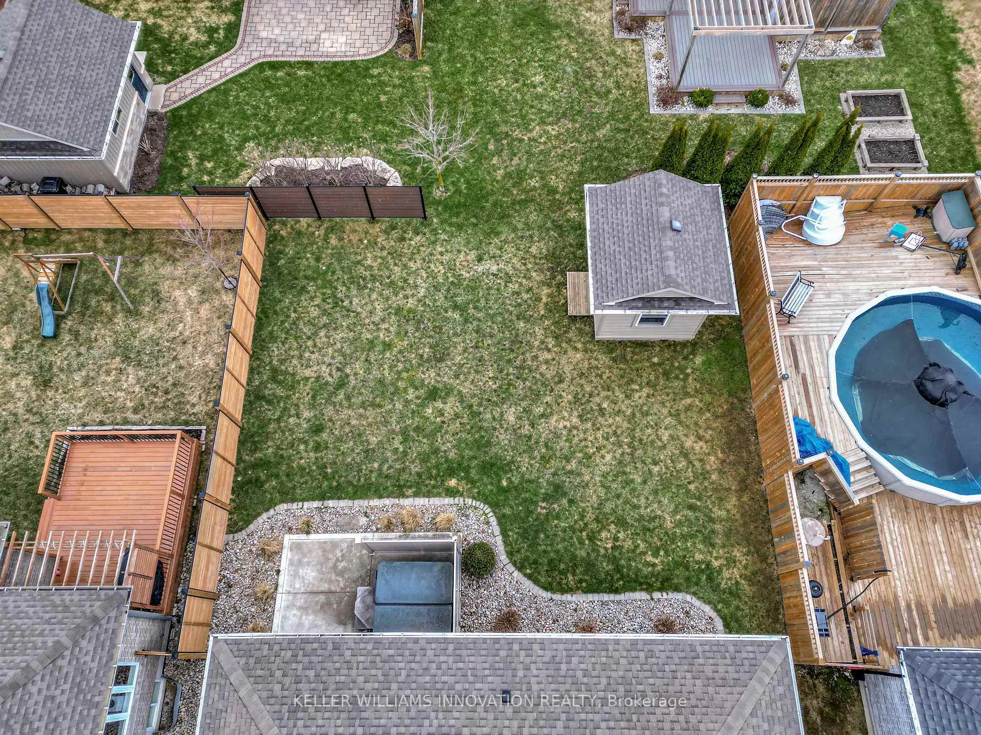Photo 3 of 940 Reserve Avenue S, North Perth, Listowel — HOMEH