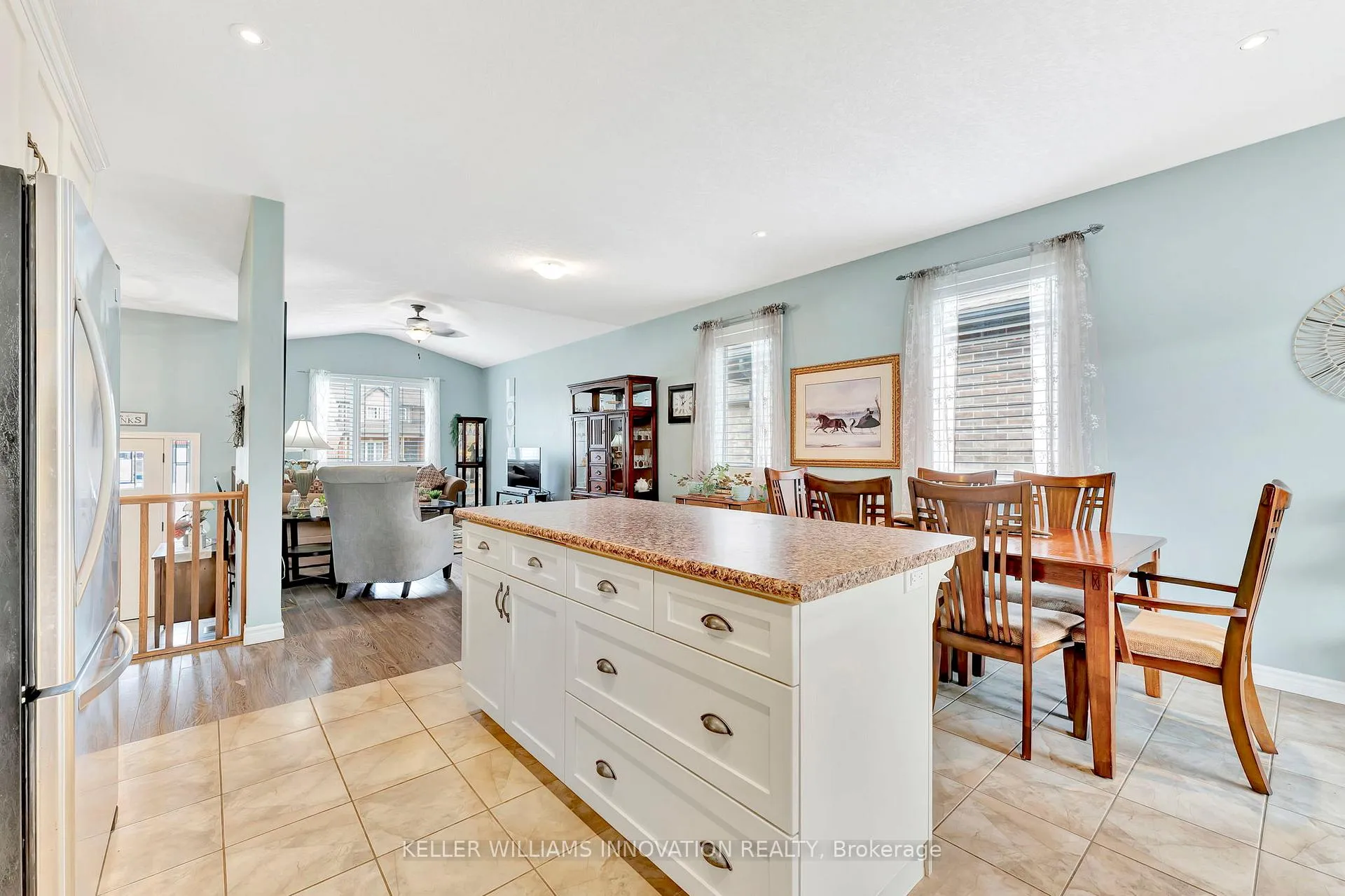 Photo 9 of 940 Reserve Avenue S, North Perth, Listowel — HOMEH