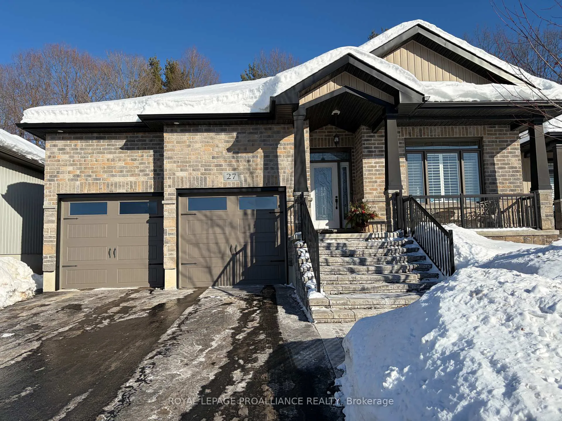 Front of 27 Autumn Grove