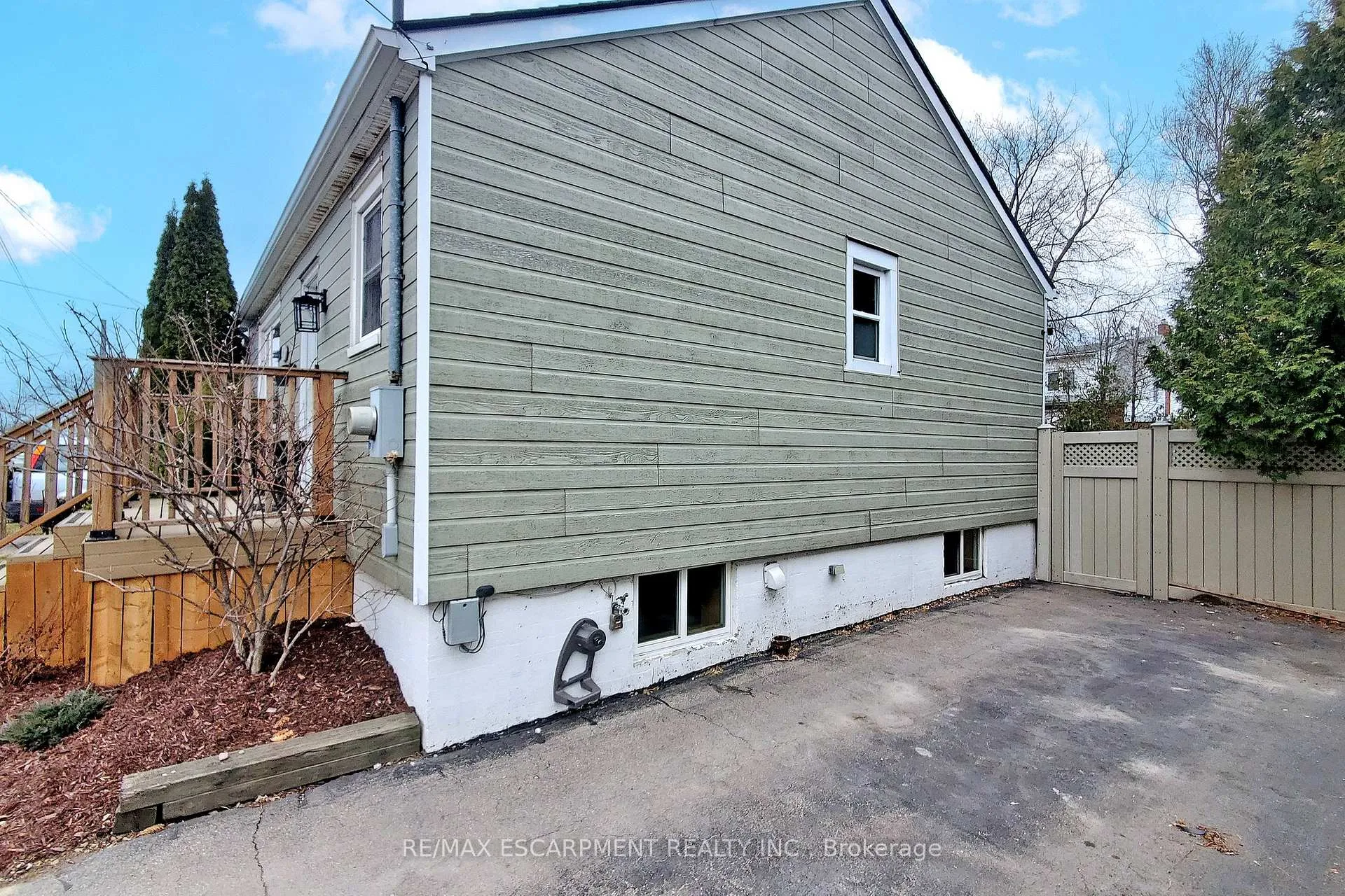 Photo 7 of 37 Salem Avenue, Hamilton, Inch Park — HOMEH