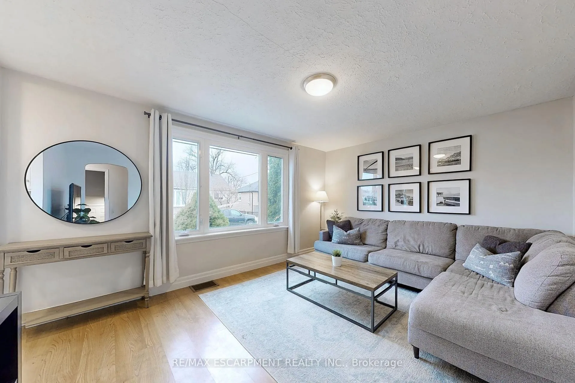 Photo 8 of 37 Salem Avenue, Hamilton, Inch Park — HOMEH