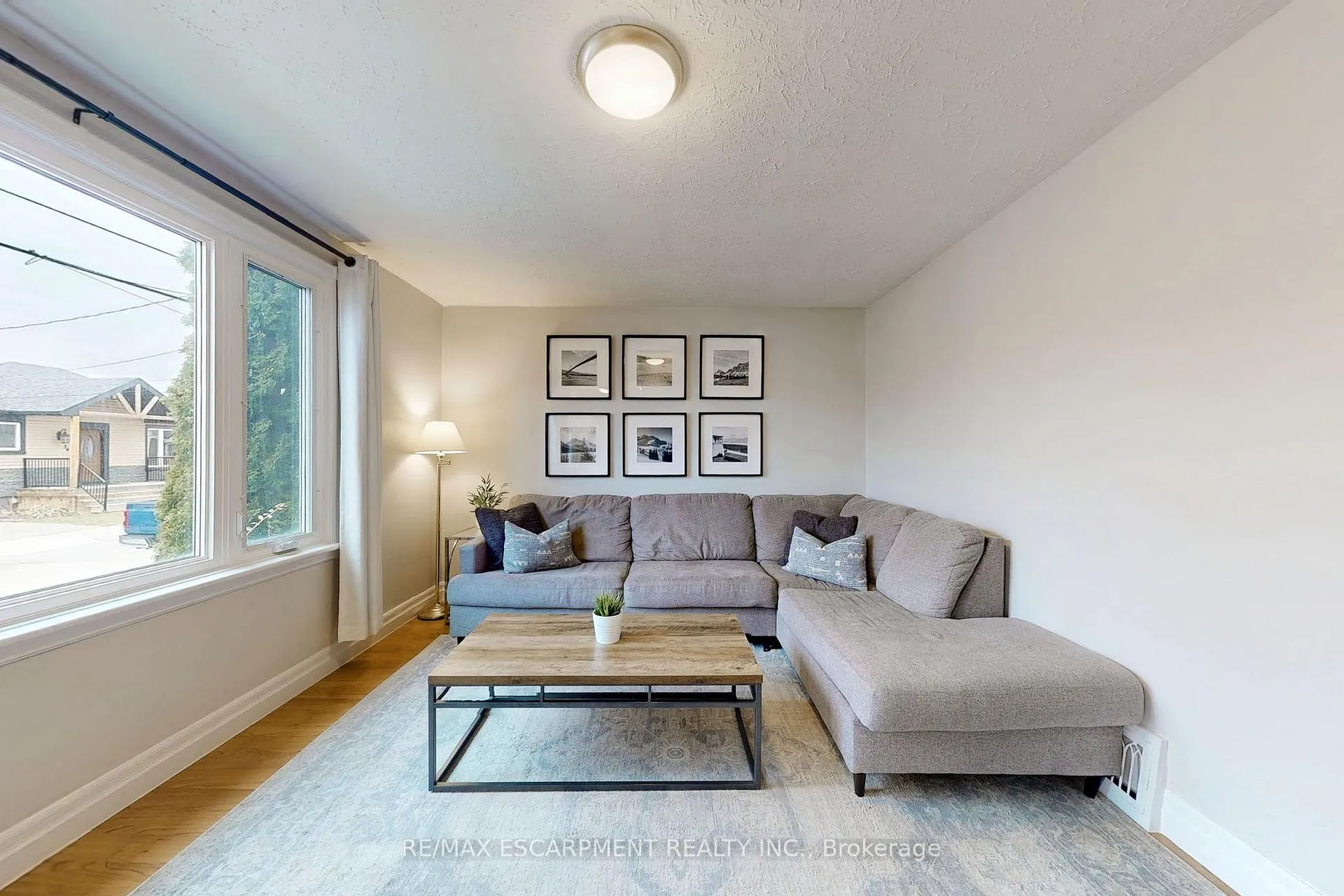 Photo 9 of 37 Salem Avenue, Hamilton, Inch Park — HOMEH