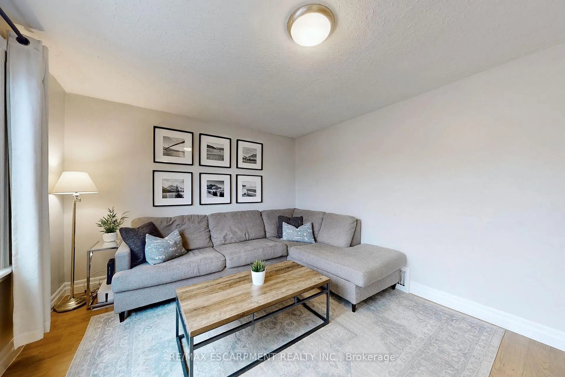 Photo 10 of 37 Salem Avenue, Hamilton, Inch Park — HOMEH