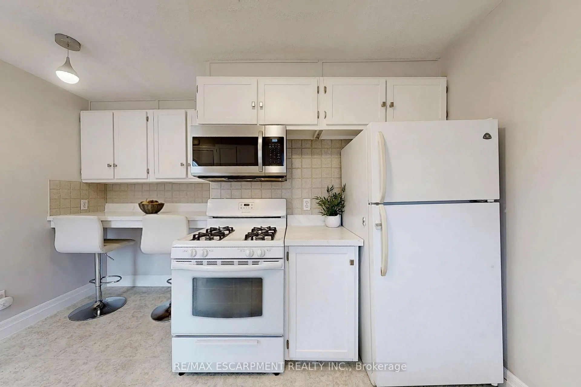 Photo 13 of 37 Salem Avenue, Hamilton, Inch Park — HOMEH
