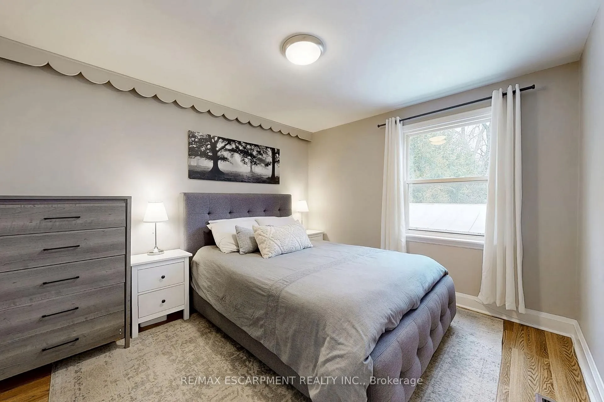 Photo 18 of 37 Salem Avenue, Hamilton, Inch Park — HOMEH
