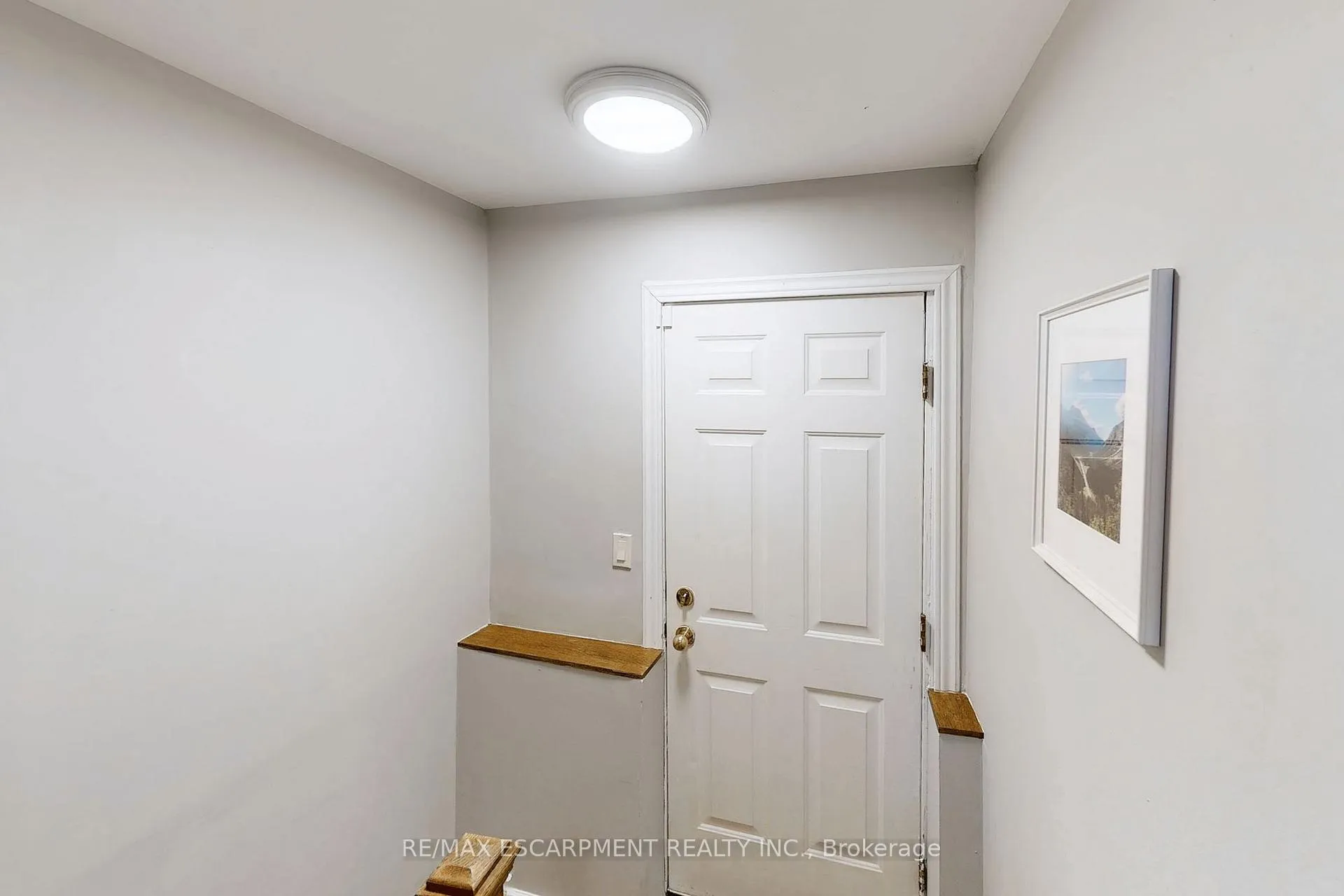 Photo 25 of 37 Salem Avenue, Hamilton, Inch Park — HOMEH