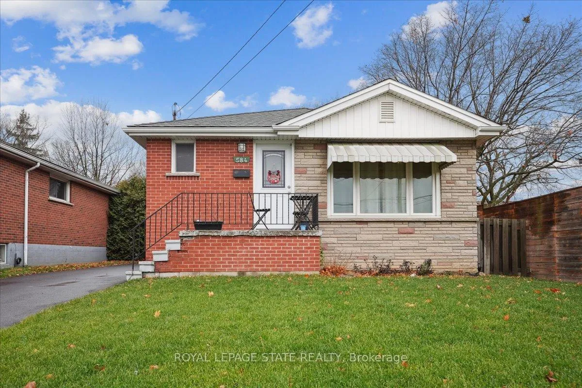 Photo 1 of 584 East 27th Street, Hamilton, Burkholme — HOMEH
