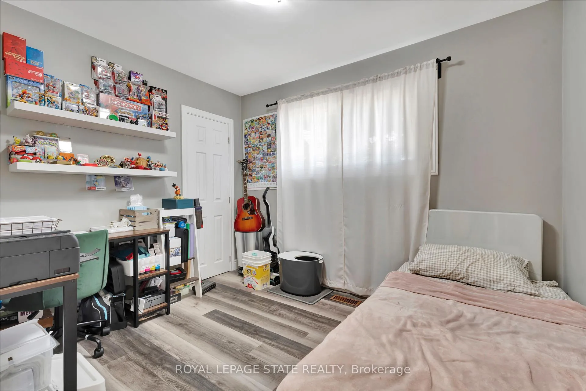 Photo 15 of 584 East 27th Street, Hamilton, Burkholme — HOMEH