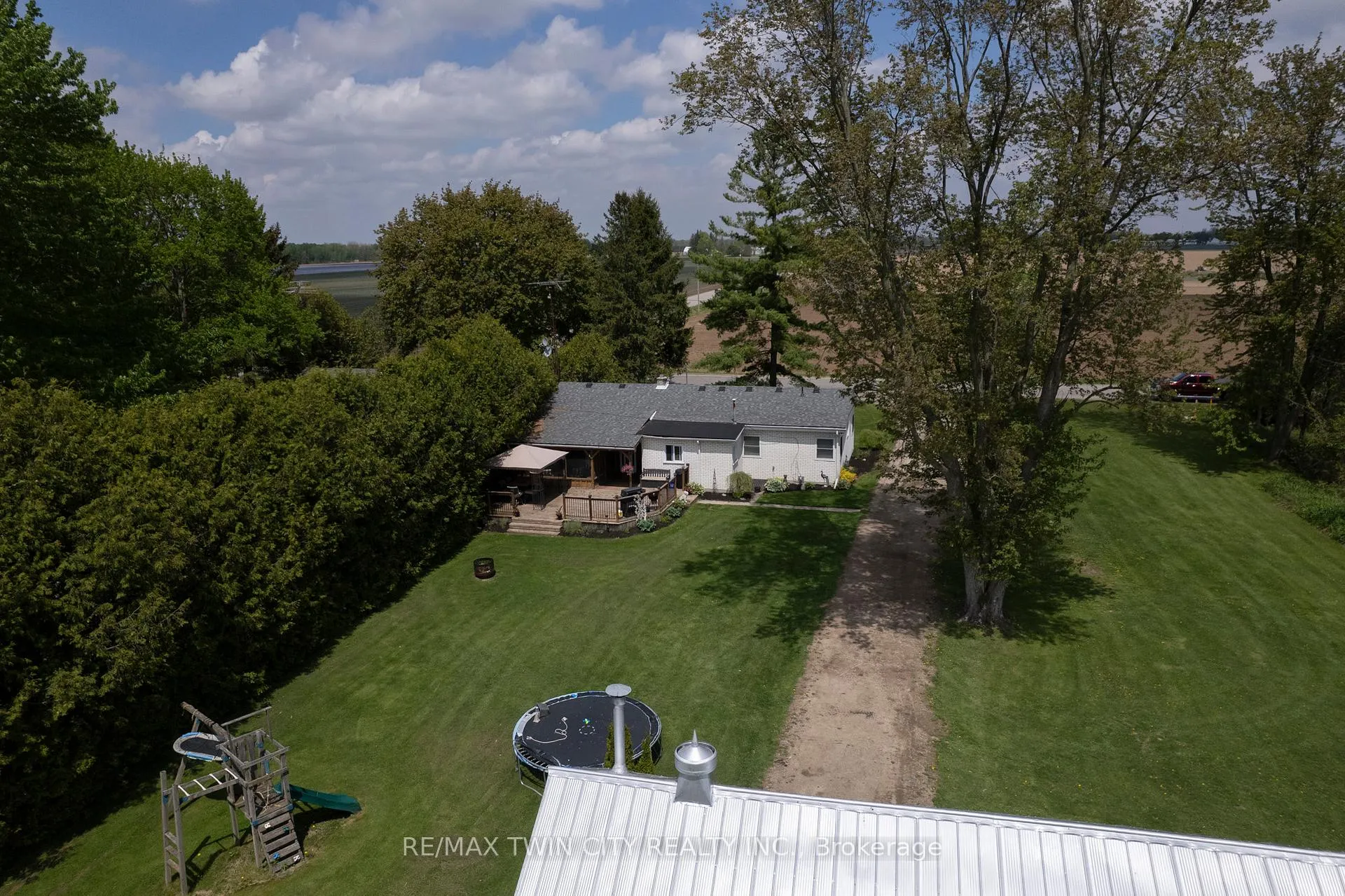 Photo 8 of 129 10th Conc. Road, Brant, Burford — HOMEH
