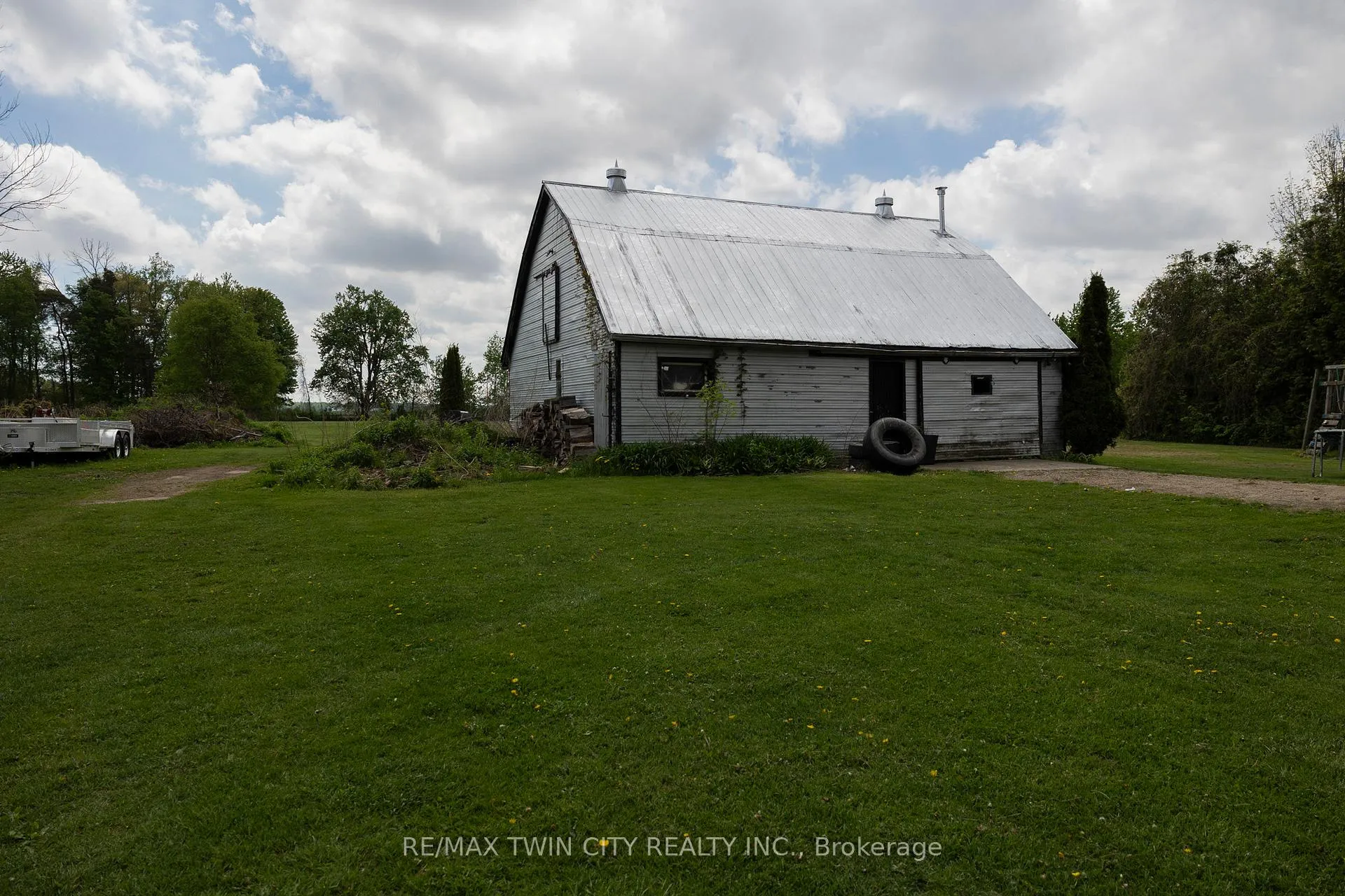 Photo 13 of 129 10th Conc. Road, Brant, Burford — HOMEH