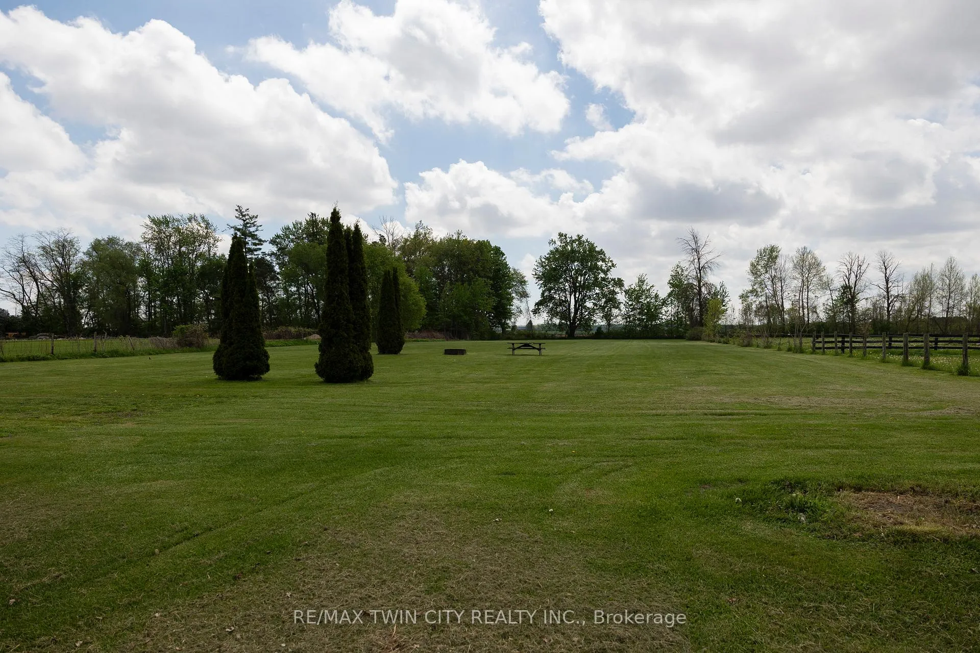 Photo 14 of 129 10th Conc. Road, Brant, Burford — HOMEH