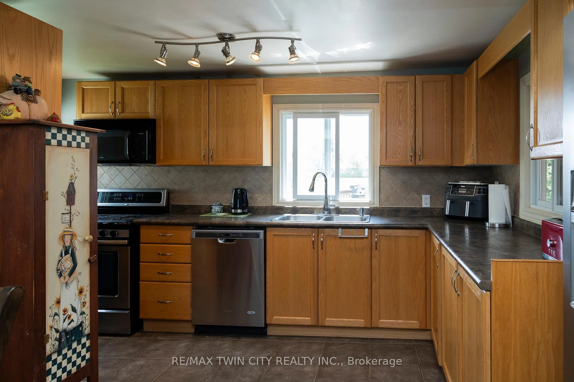 Photo 29 of 129 10th Conc. Road, Brant, Burford — HOMEH