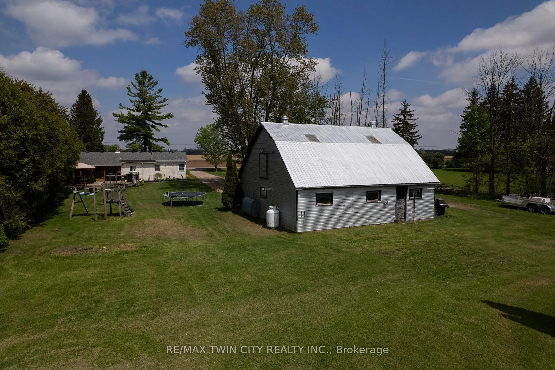 Photo 34 of 129 10th Conc. Road, Brant, Burford — HOMEH