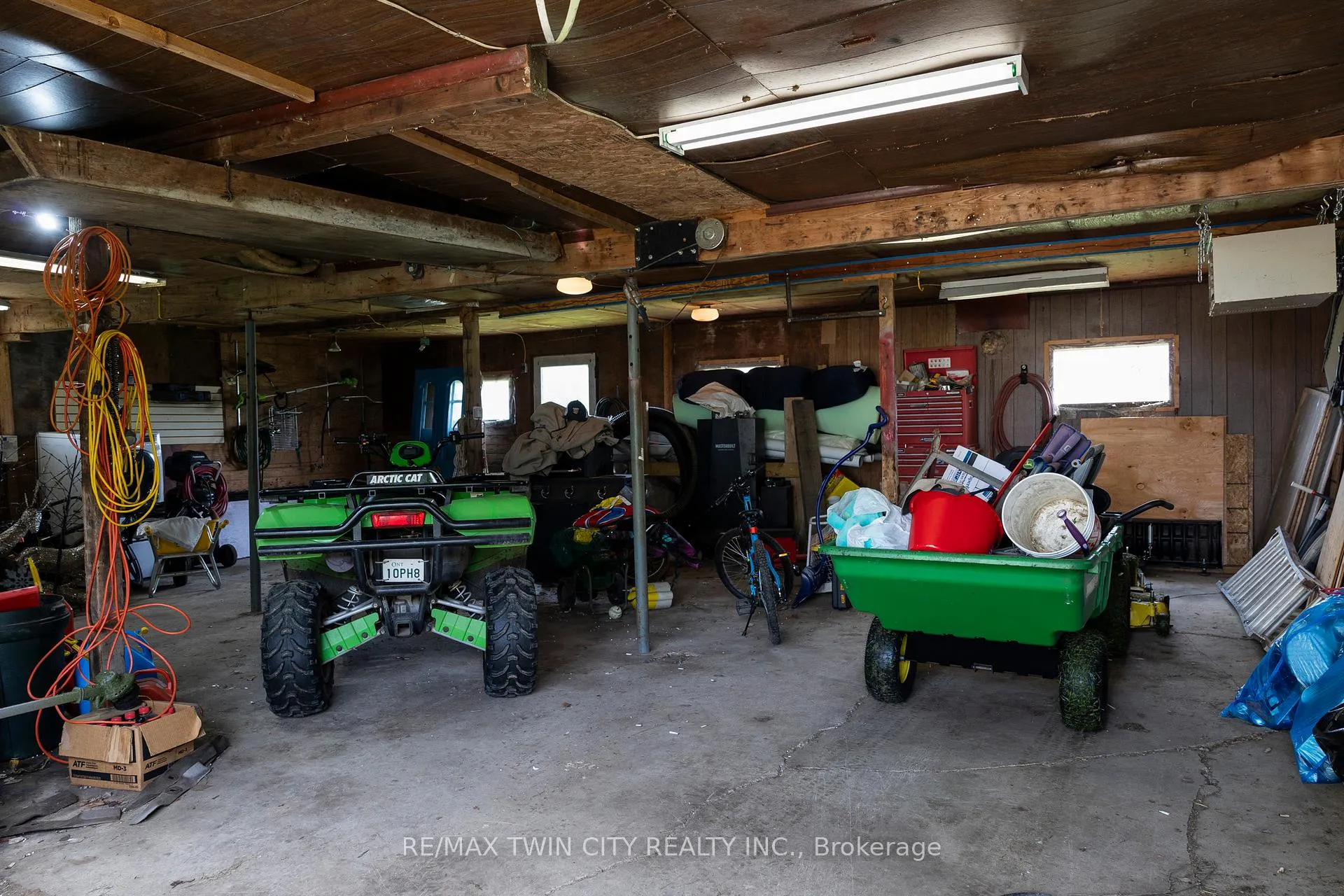 Photo 35 of 129 10th Conc. Road, Brant, Burford — HOMEH