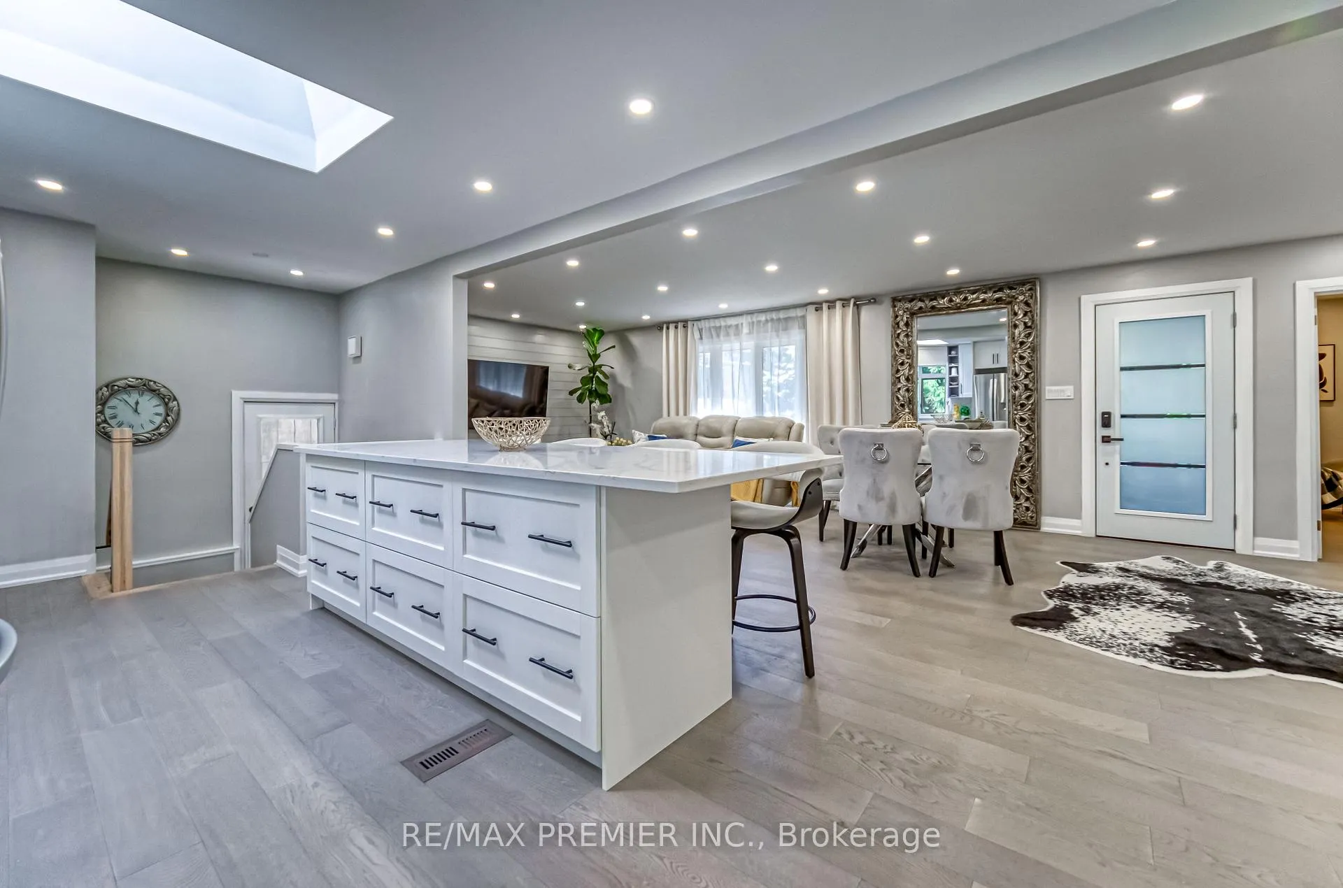 Photo 7 of 85 Enmore Avenue, Hamilton, Ancaster — HOMEH