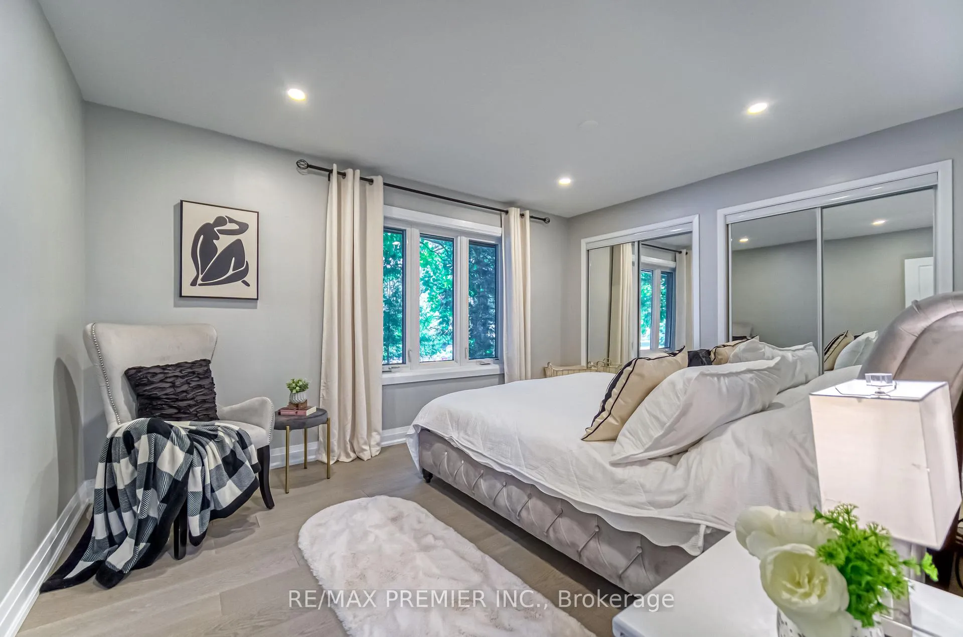 Photo 17 of 85 Enmore Avenue, Hamilton, Ancaster — HOMEH