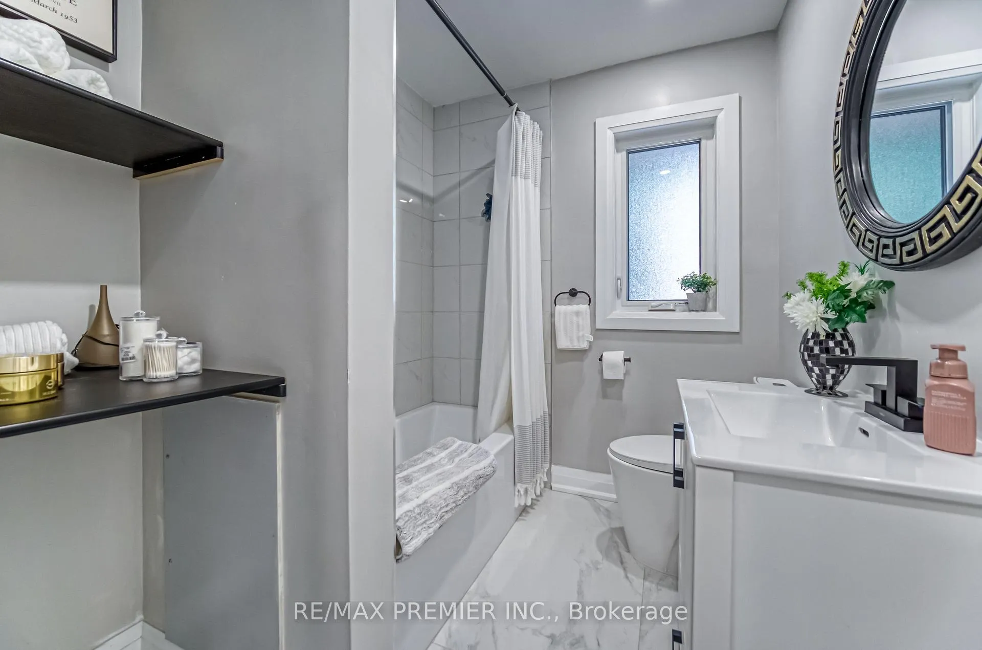 Photo 19 of 85 Enmore Avenue, Hamilton, Ancaster — HOMEH