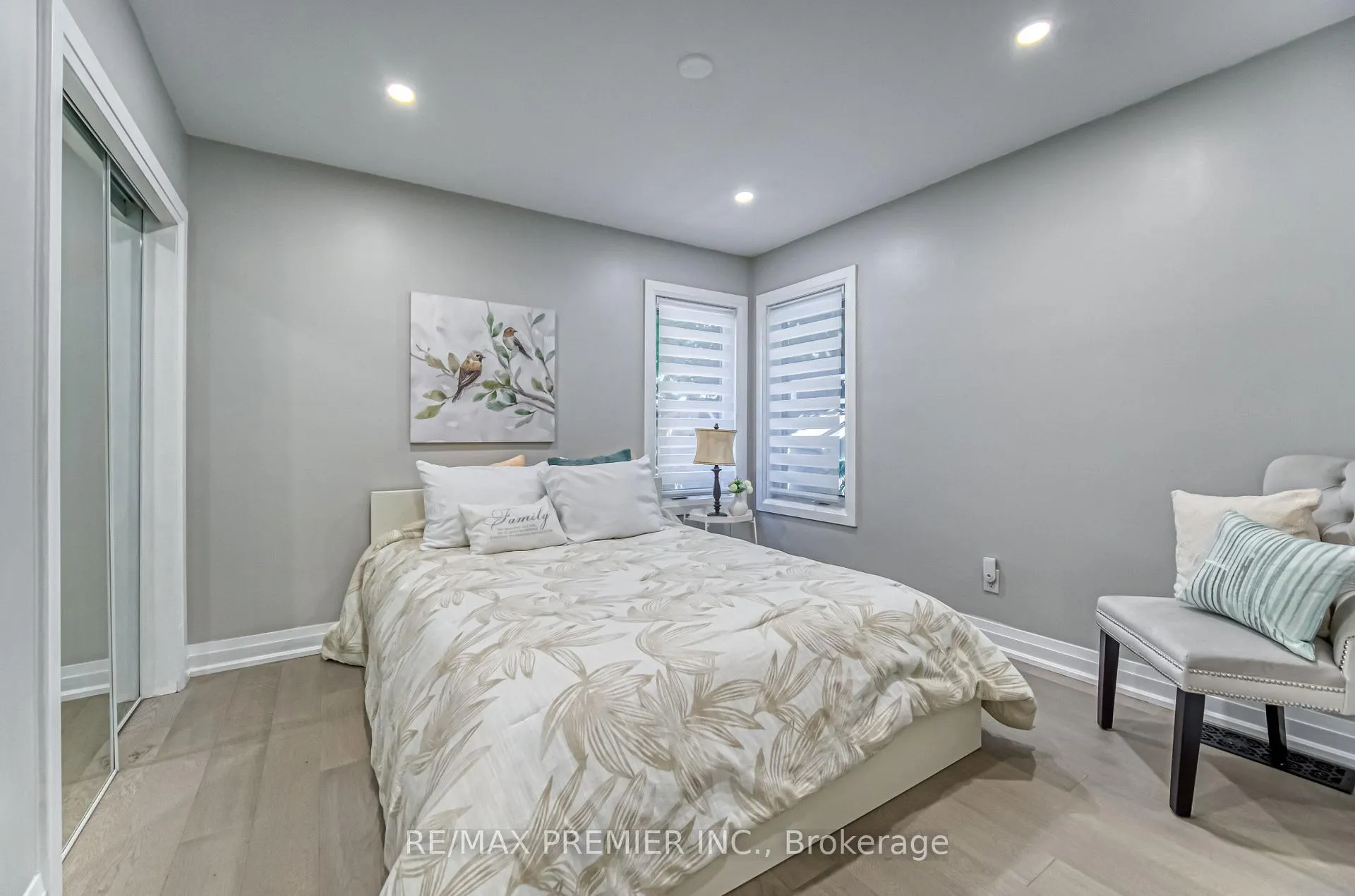 Photo 20 of 85 Enmore Avenue, Hamilton, Ancaster — HOMEH
