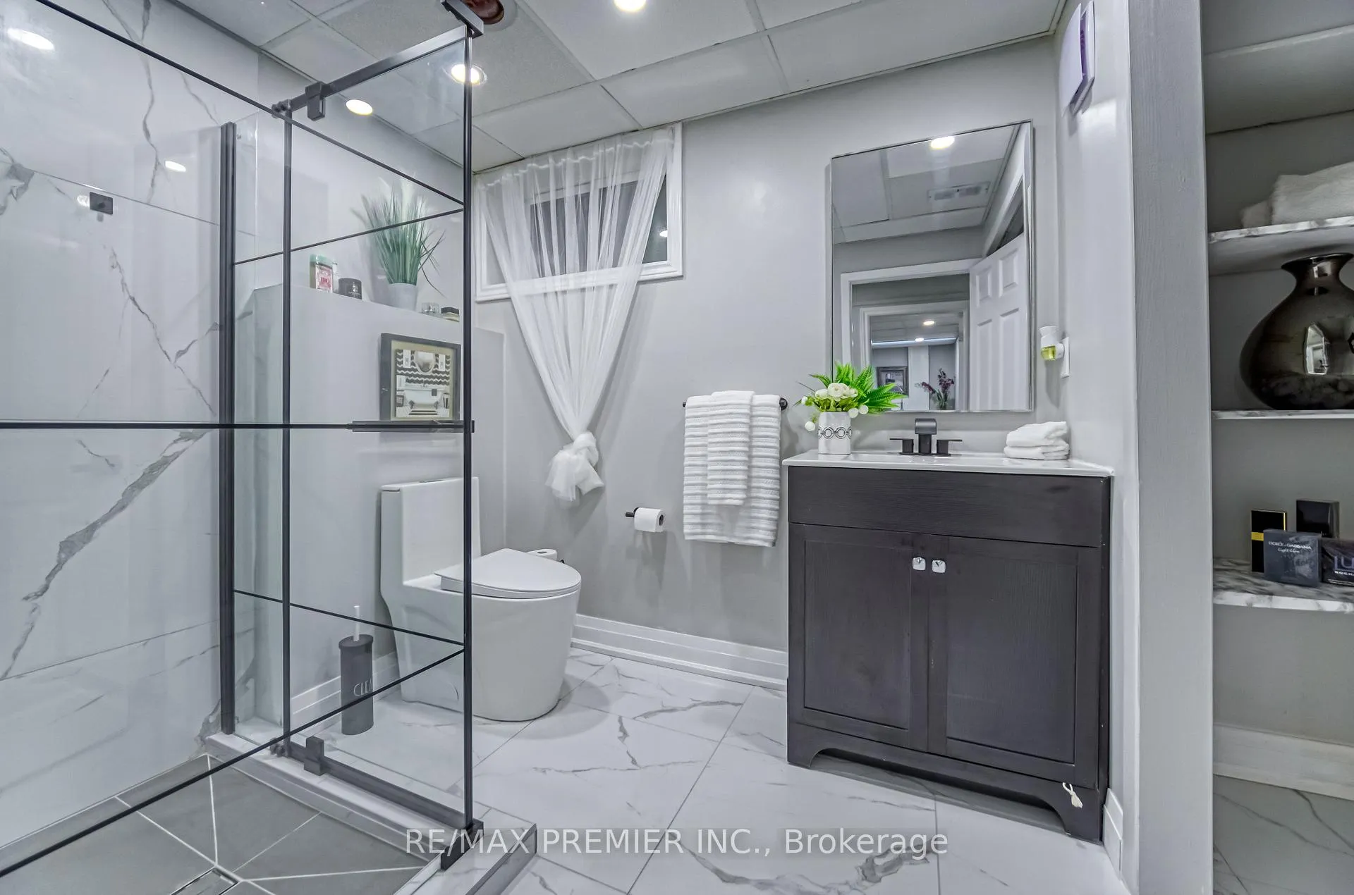 Photo 23 of 85 Enmore Avenue, Hamilton, Ancaster — HOMEH