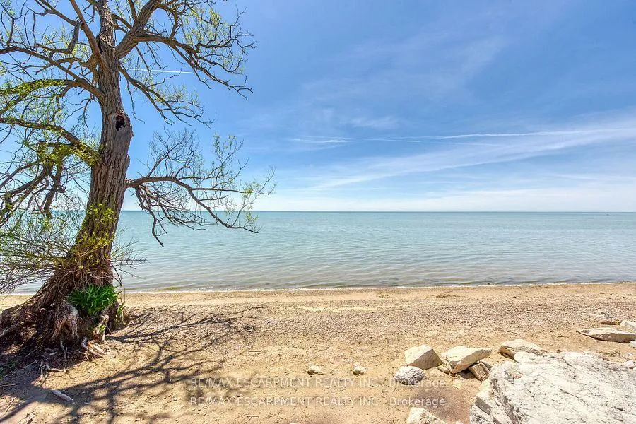 Photo 2 of 713 Lakeshore Road, Haldimand — HOMEH