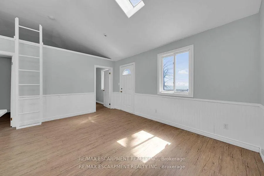 Photo 7 of 713 Lakeshore Road, Haldimand — HOMEH