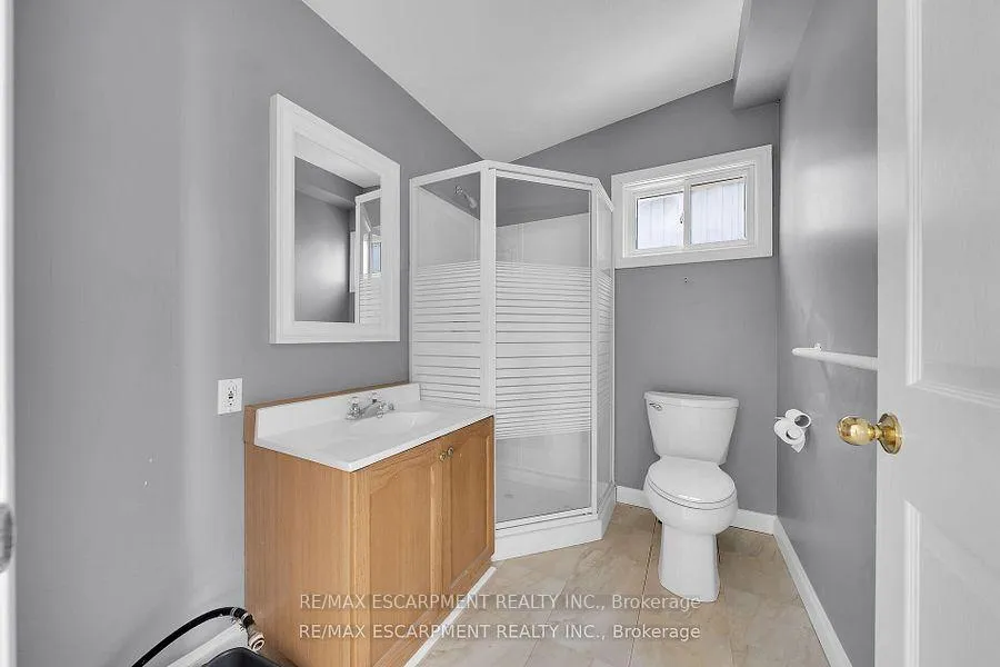 Photo 21 of 713 Lakeshore Road, Haldimand — HOMEH