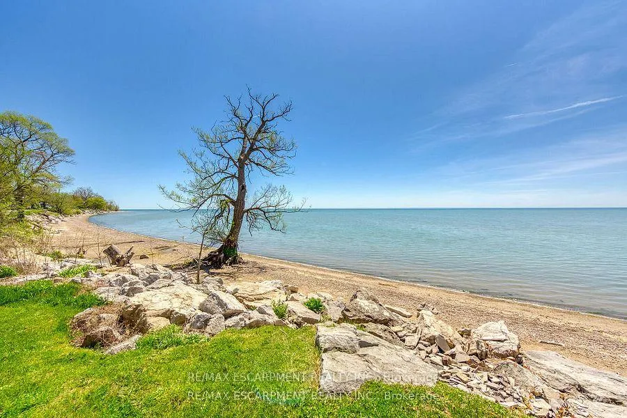 Photo 22 of 713 Lakeshore Road, Haldimand — HOMEH