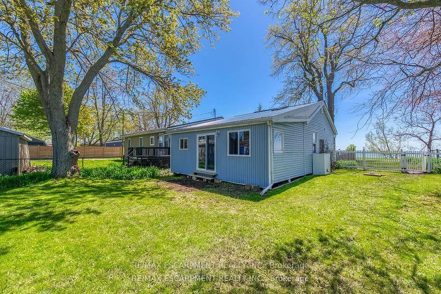 Photo 23 of 713 Lakeshore Road, Haldimand — HOMEH