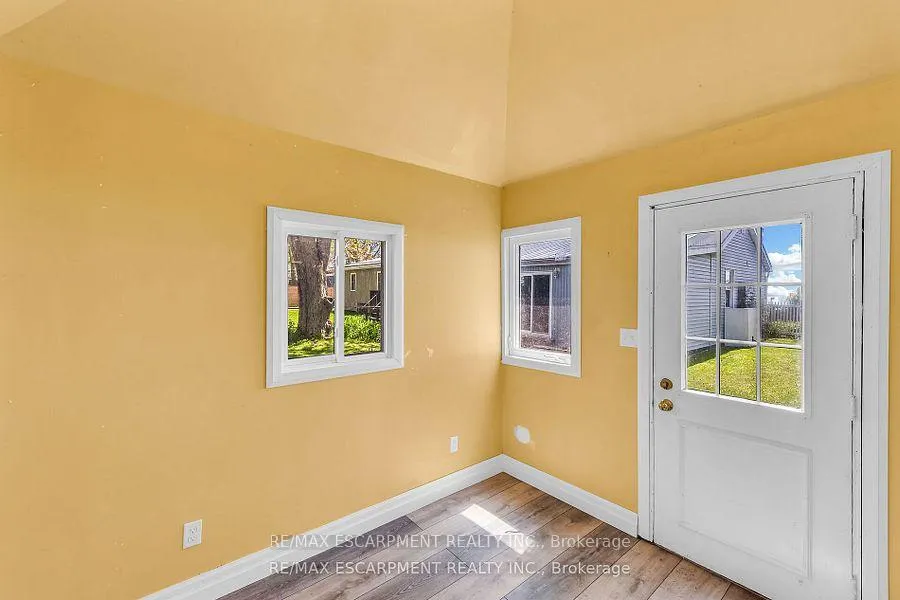 Photo 31 of 713 Lakeshore Road, Haldimand — HOMEH