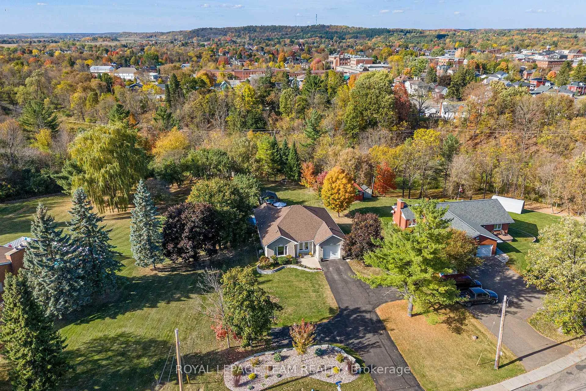 Photo 1 of 230 Opeongo Road, Renfrew — HOMEH