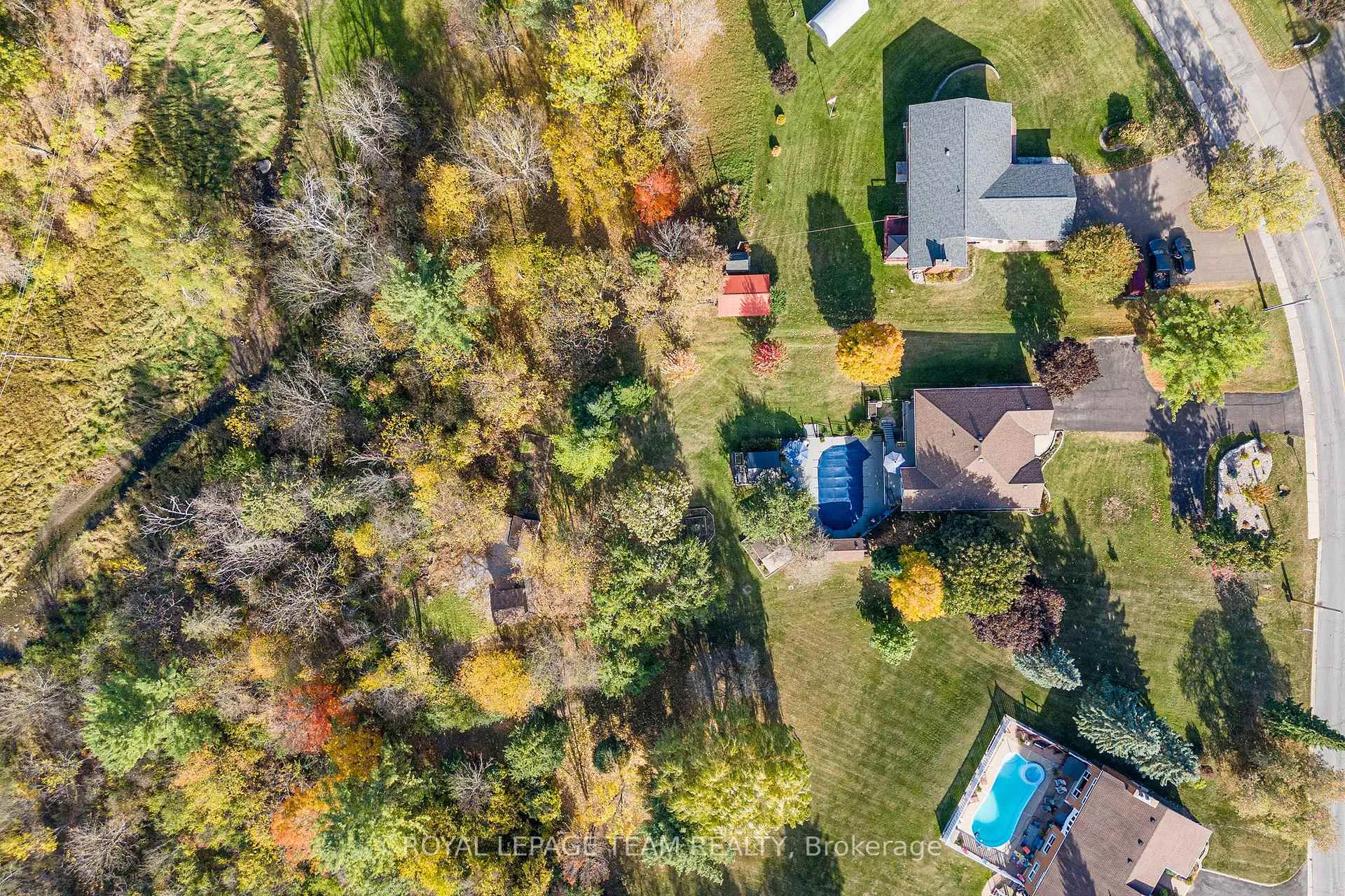 Photo 7 of 230 Opeongo Road, Renfrew — HOMEH