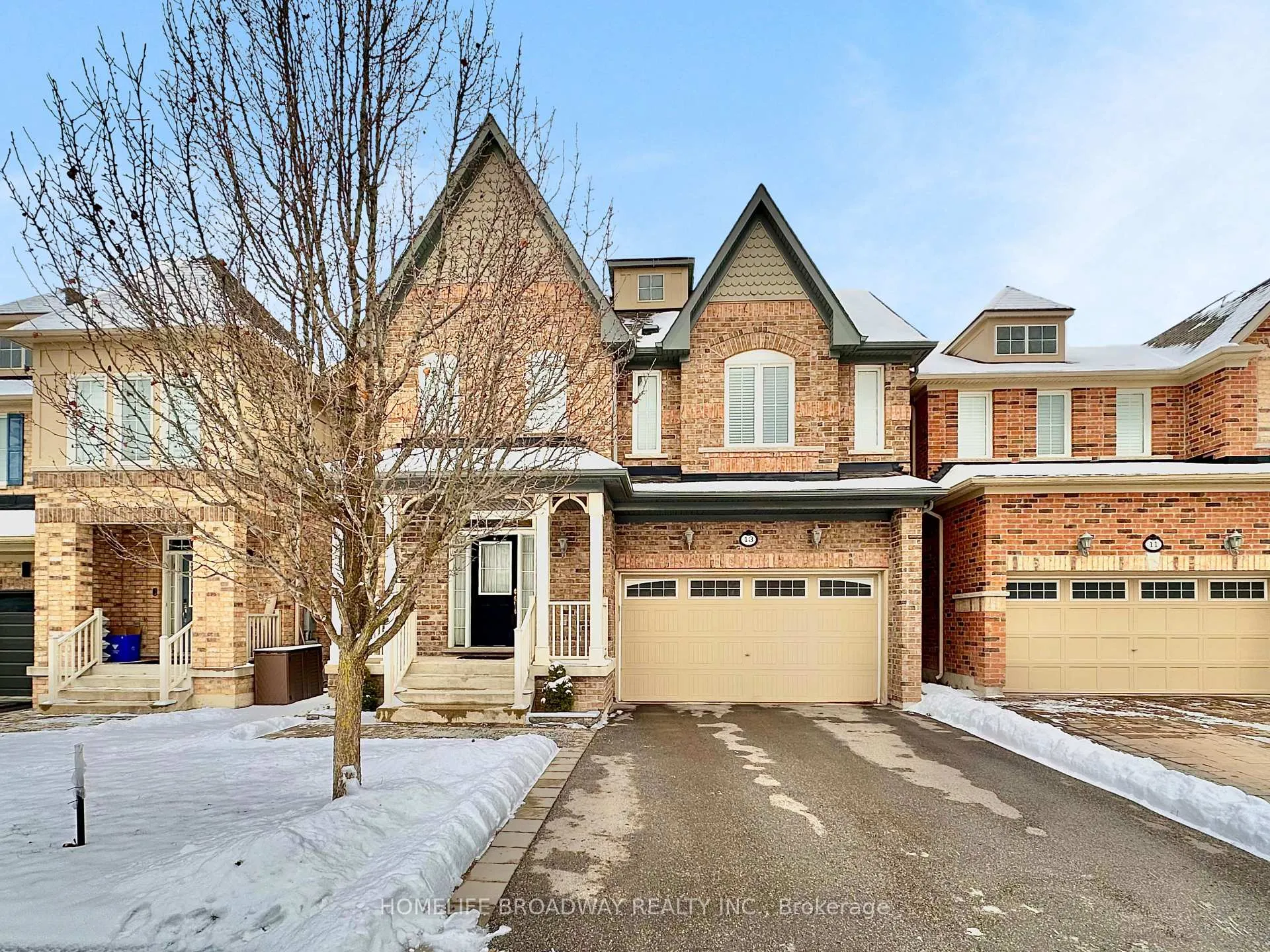 Photo 1 of 13 Duke Of Cornwall Drive, Markham, Victoria Square — HOMEH