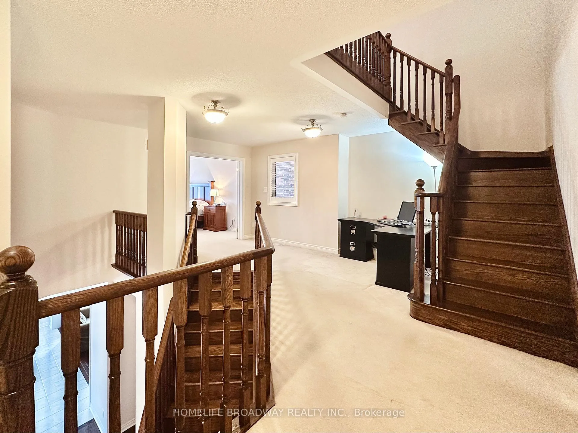 Photo 14 of 13 Duke Of Cornwall Drive, Markham, Victoria Square — HOMEH
