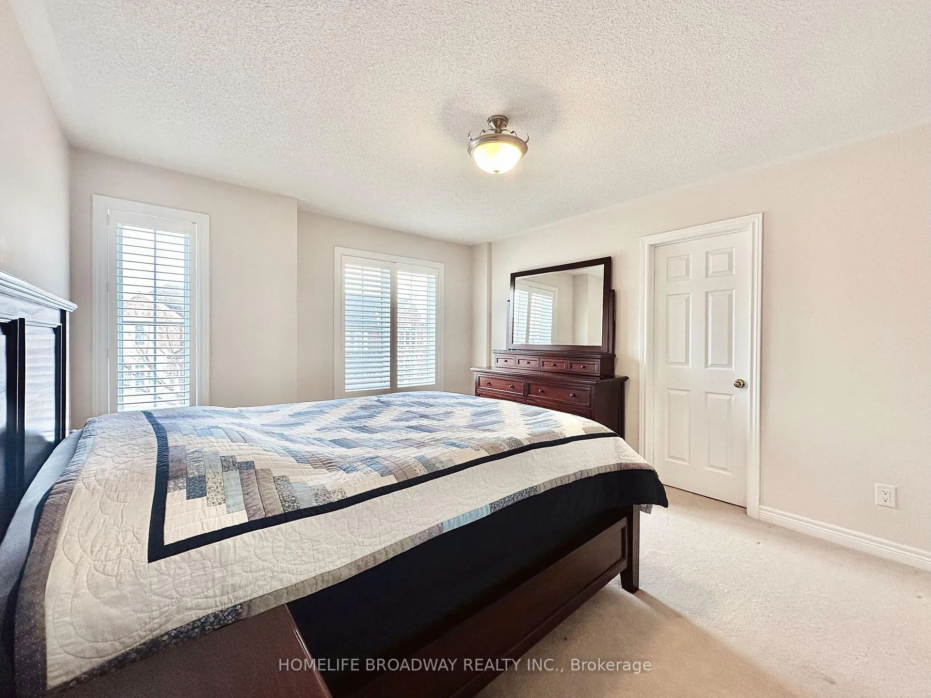 Photo 23 of 13 Duke Of Cornwall Drive, Markham, Victoria Square — HOMEH