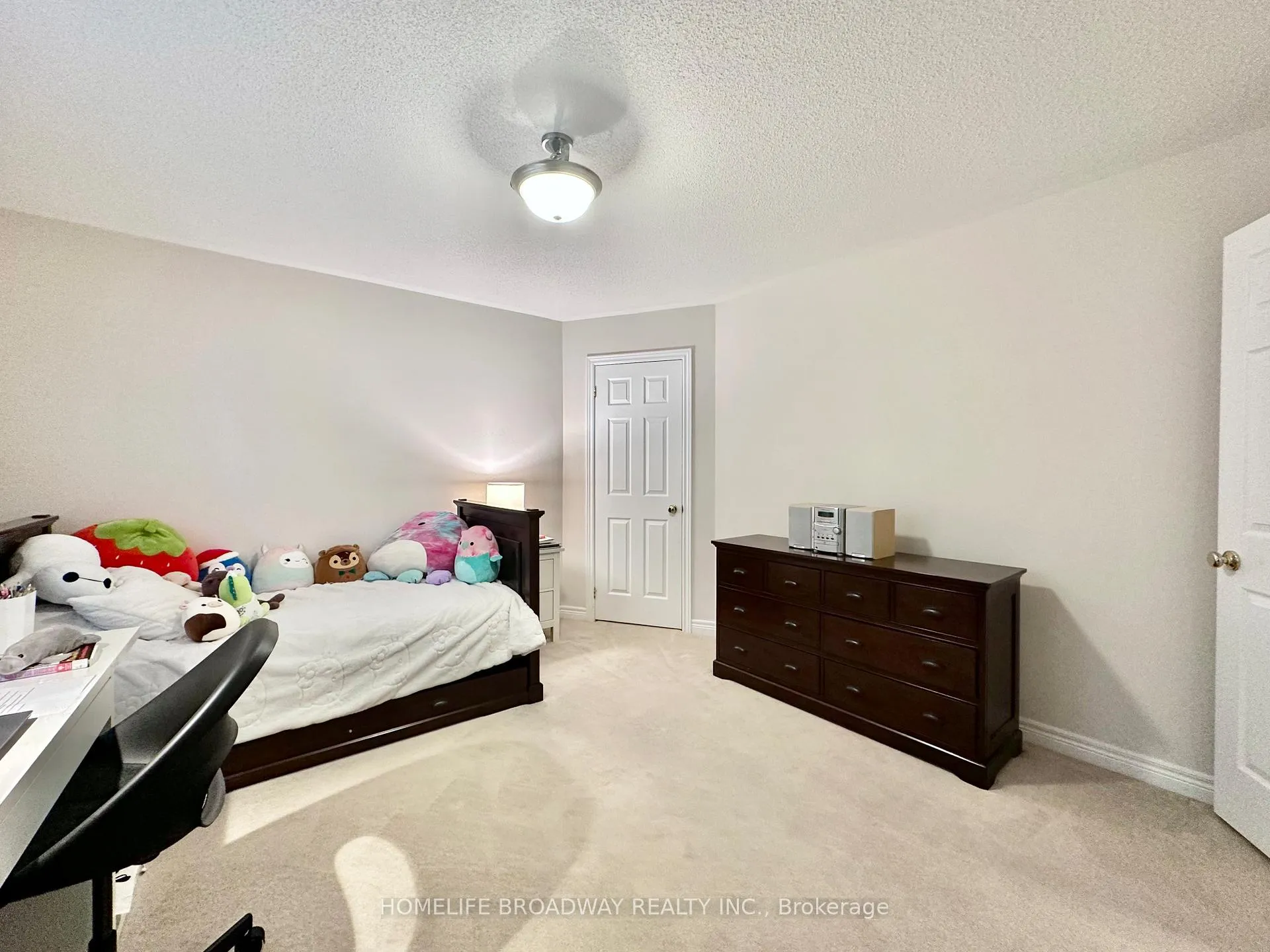 Photo 28 of 13 Duke Of Cornwall Drive, Markham, Victoria Square — HOMEH