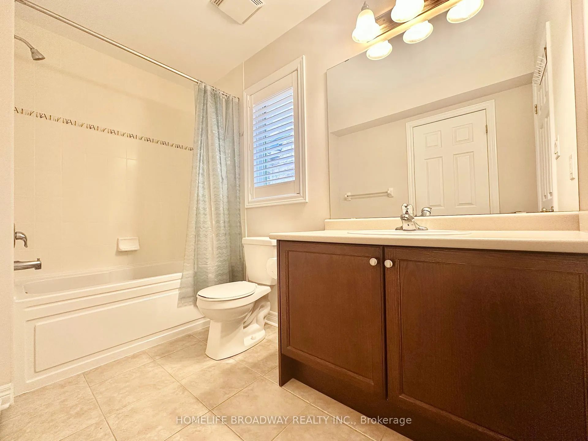 Photo 30 of 13 Duke Of Cornwall Drive, Markham, Victoria Square — HOMEH