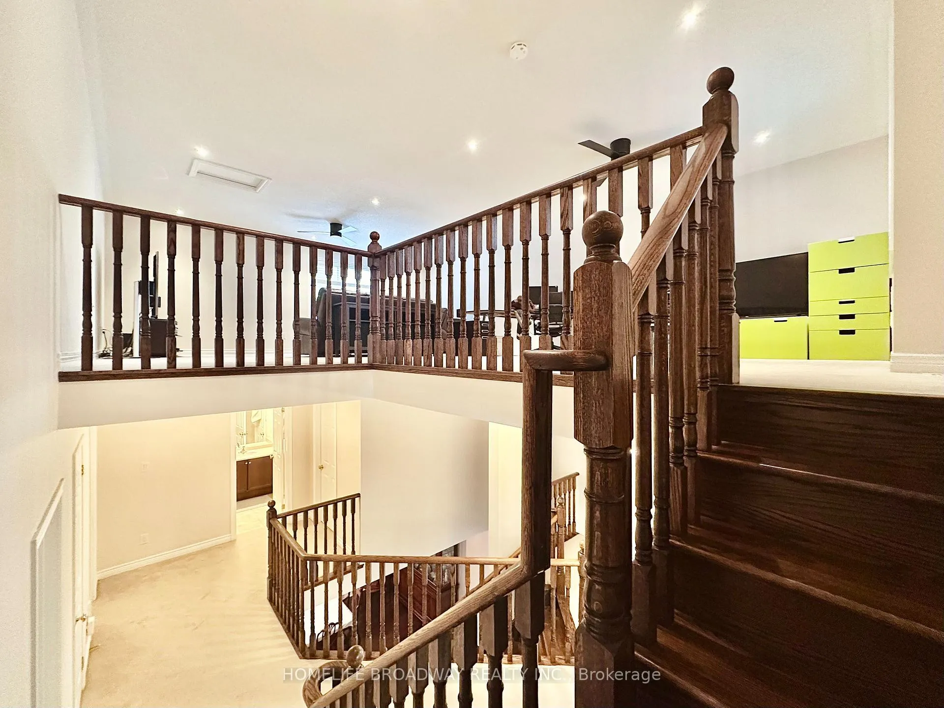 Photo 31 of 13 Duke Of Cornwall Drive, Markham, Victoria Square — HOMEH