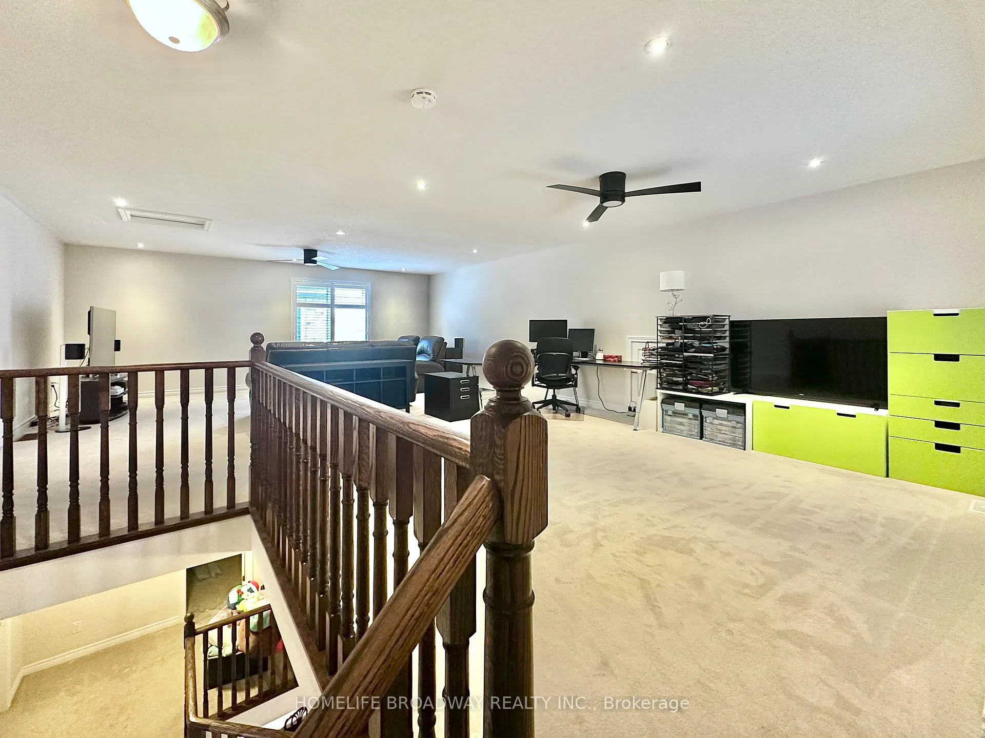 Photo 32 of 13 Duke Of Cornwall Drive, Markham, Victoria Square — HOMEH