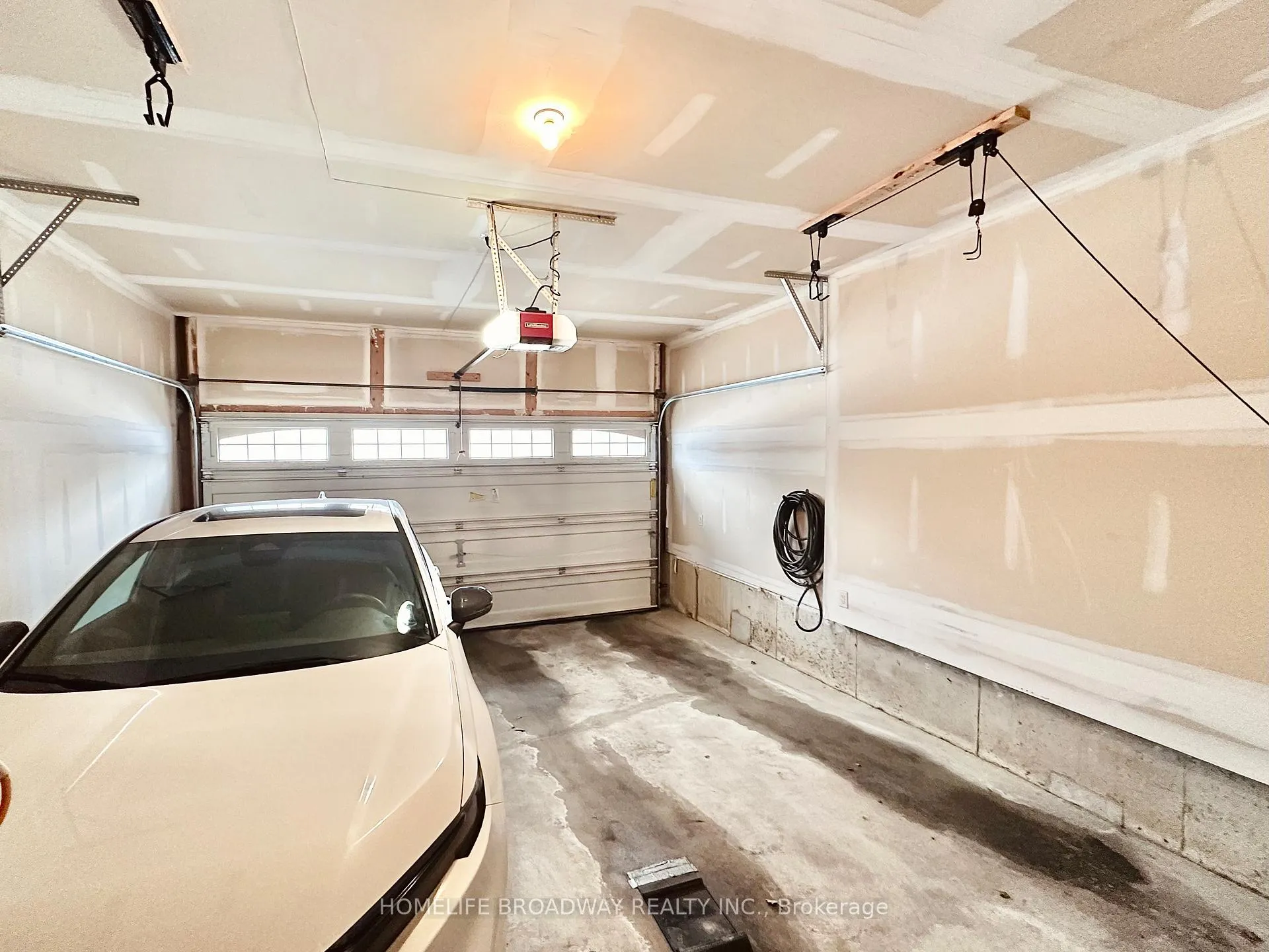 Photo 40 of 13 Duke Of Cornwall Drive, Markham, Victoria Square — HOMEH