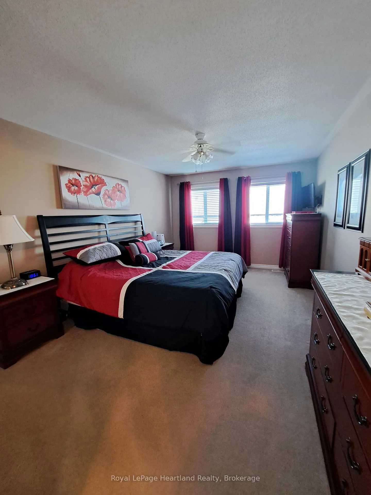 Photo 9 of 460 Richard Crescent, Strathroy-Caradoc, SE — HOMEH