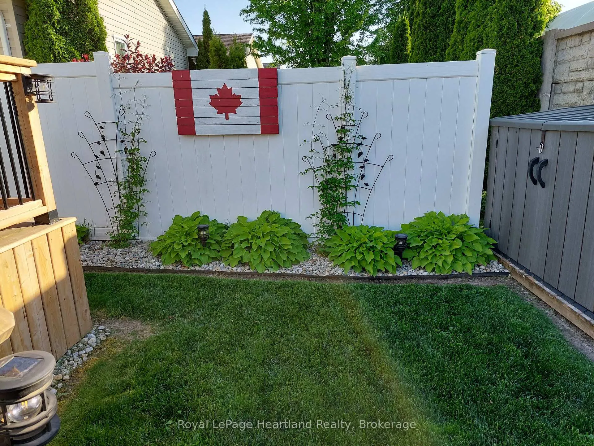 Photo 25 of 460 Richard Crescent, Strathroy-Caradoc, SE — HOMEH