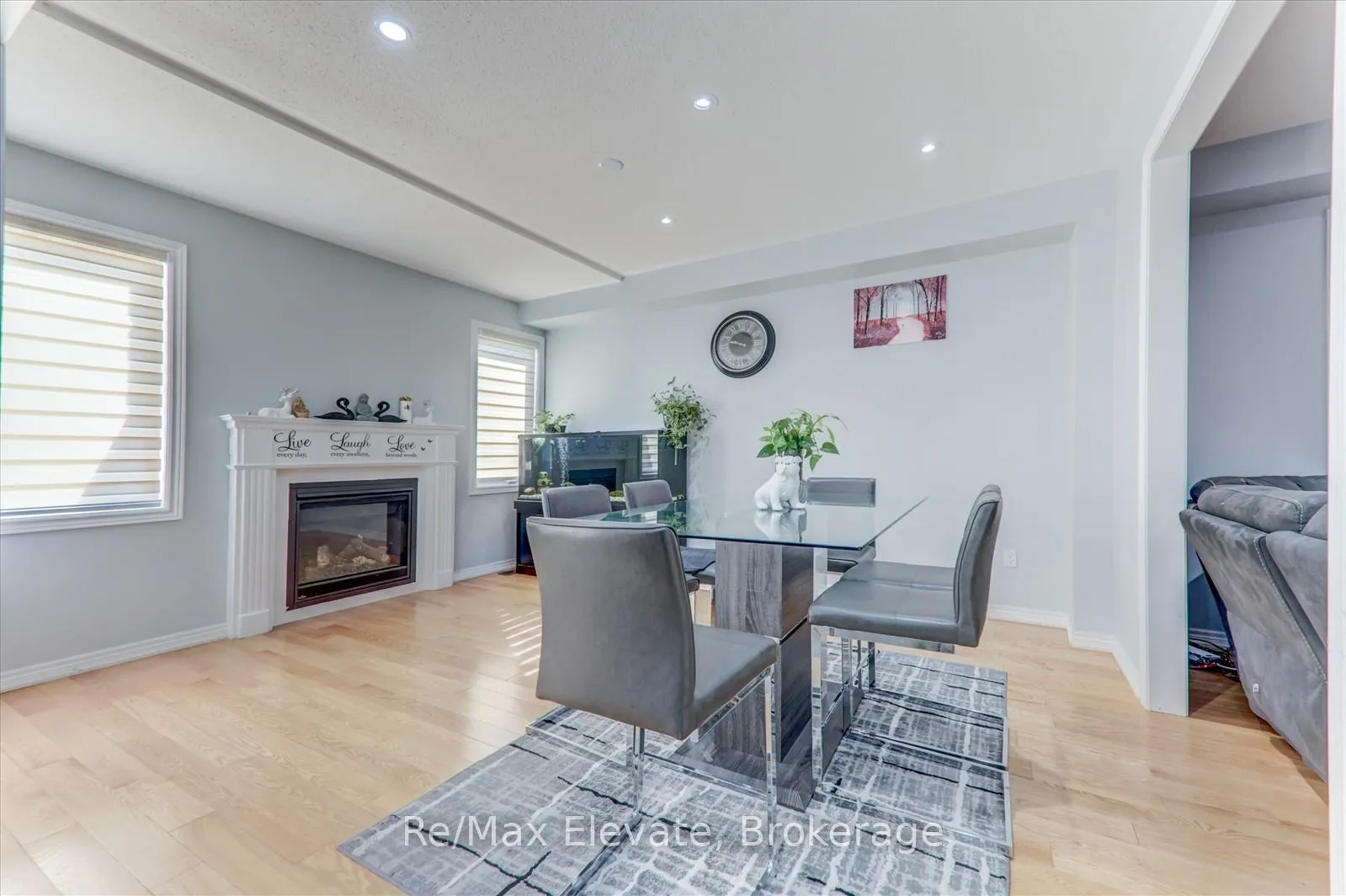 Photo 8 of 106 Noden Crescent, Clarington, Newcastle — HOMEH