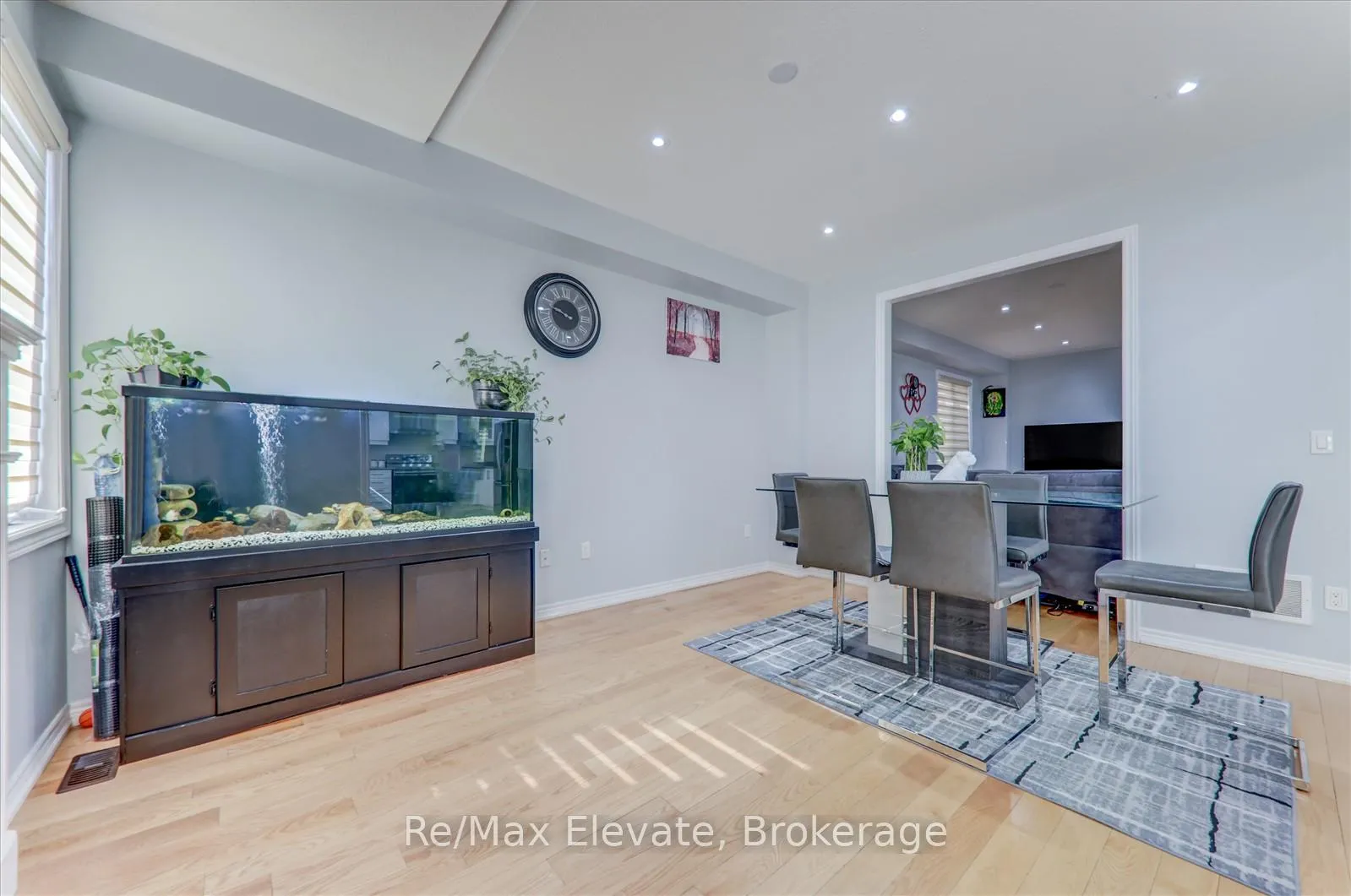 Photo 9 of 106 Noden Crescent, Clarington, Newcastle — HOMEH