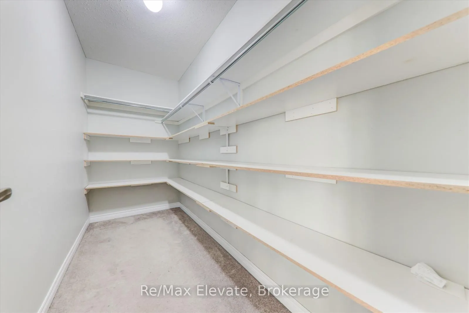 Photo 30 of 106 Noden Crescent, Clarington, Newcastle — HOMEH