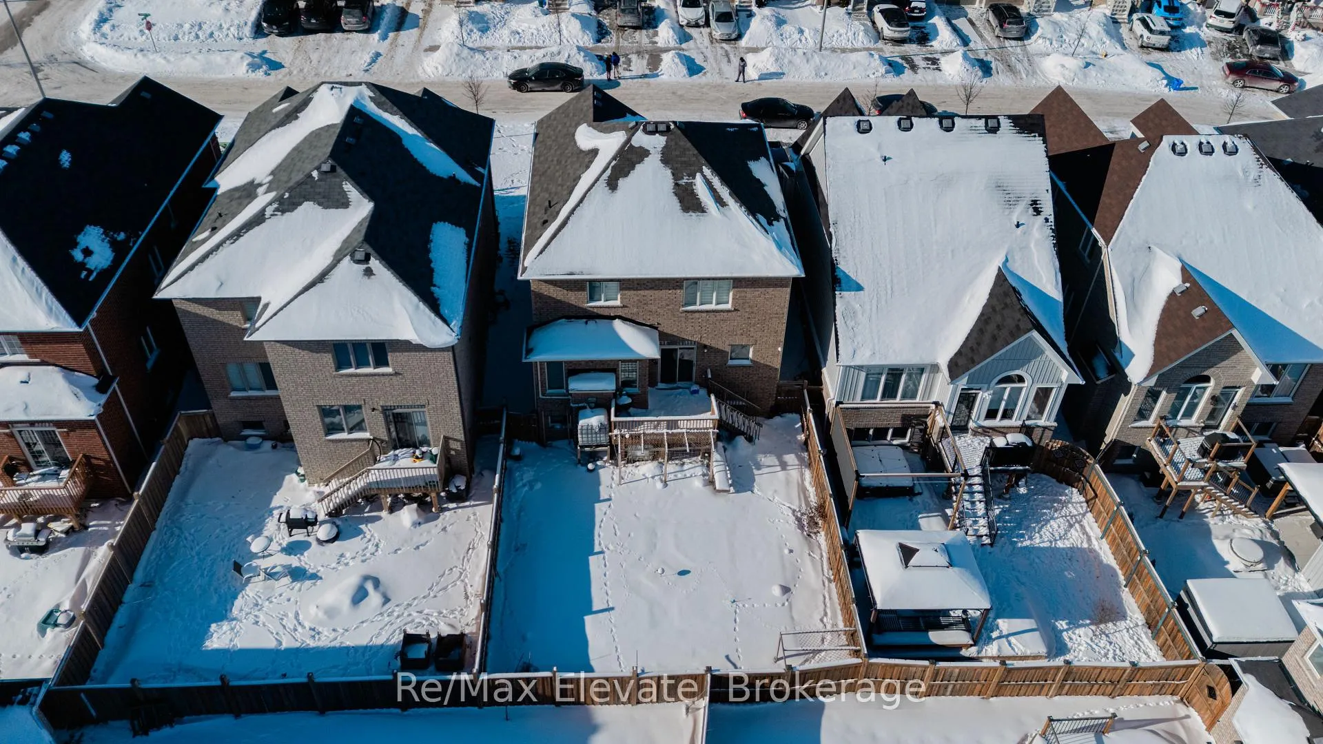 Photo 33 of 106 Noden Crescent, Clarington, Newcastle — HOMEH